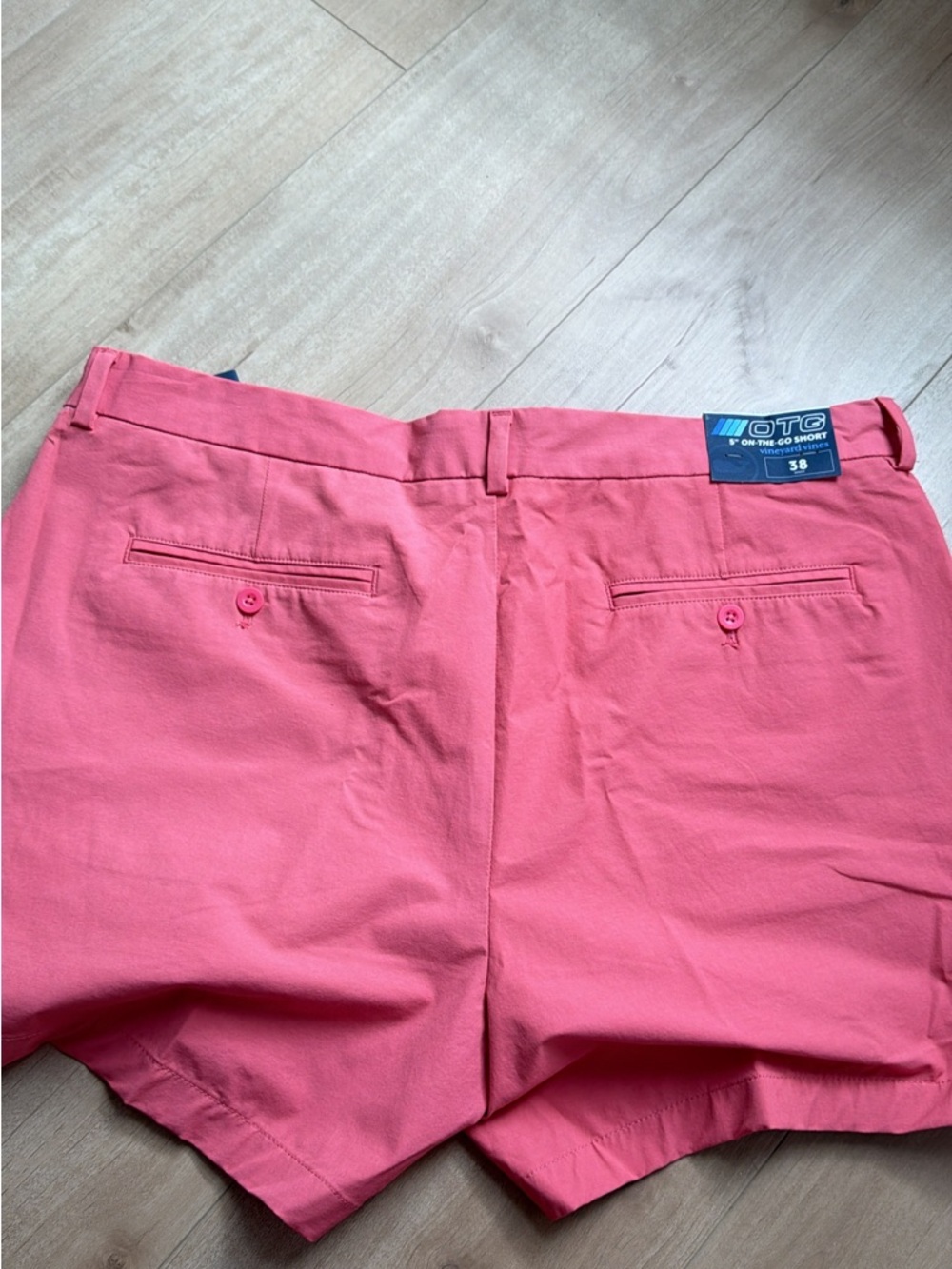Vineyard Vines Coral Pink 5" On-The-Go Shorts